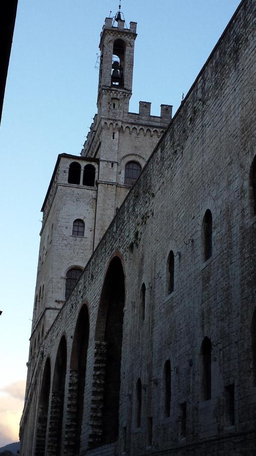Appartement A Casa Di Cristina à Gubbio Extérieur photo